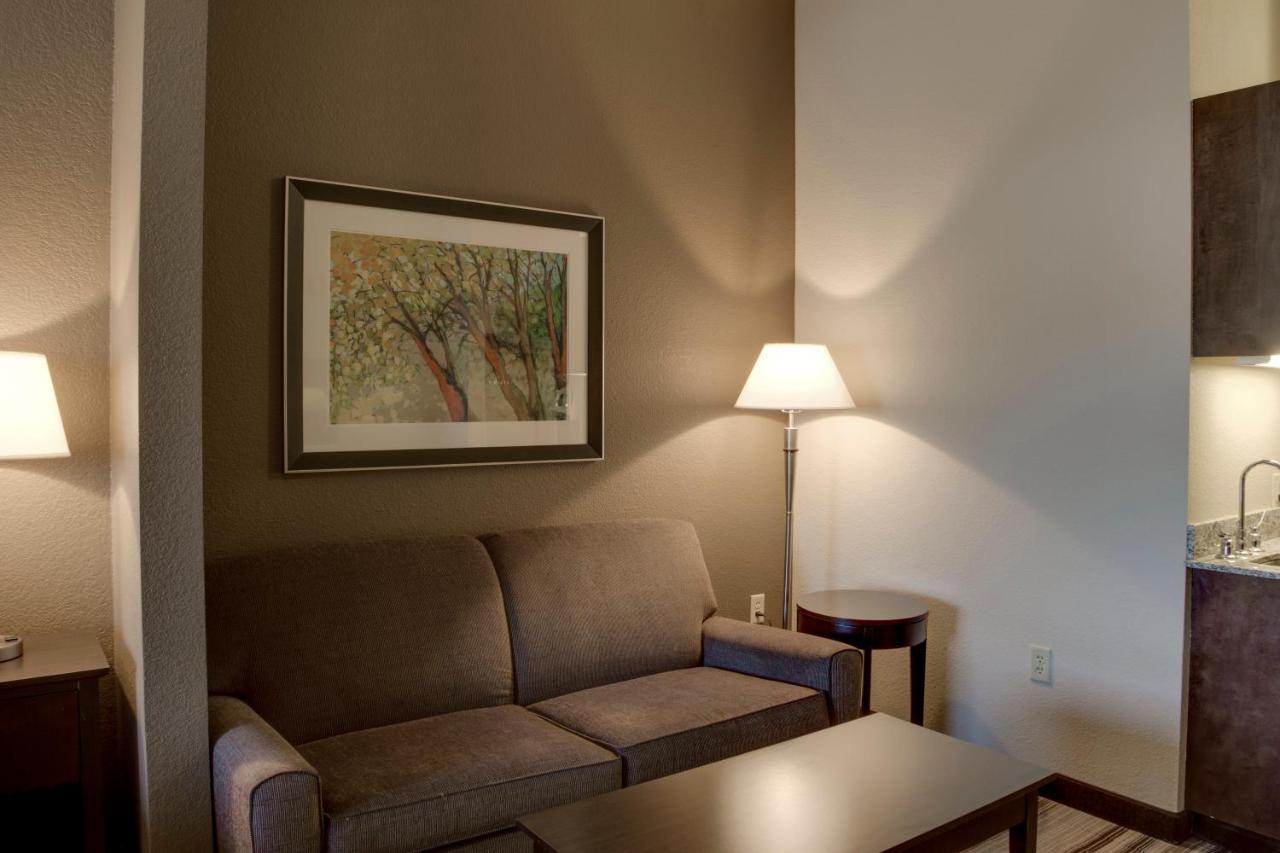 Holiday Inn Express & Suites Nevada By Ihg חדר תמונה