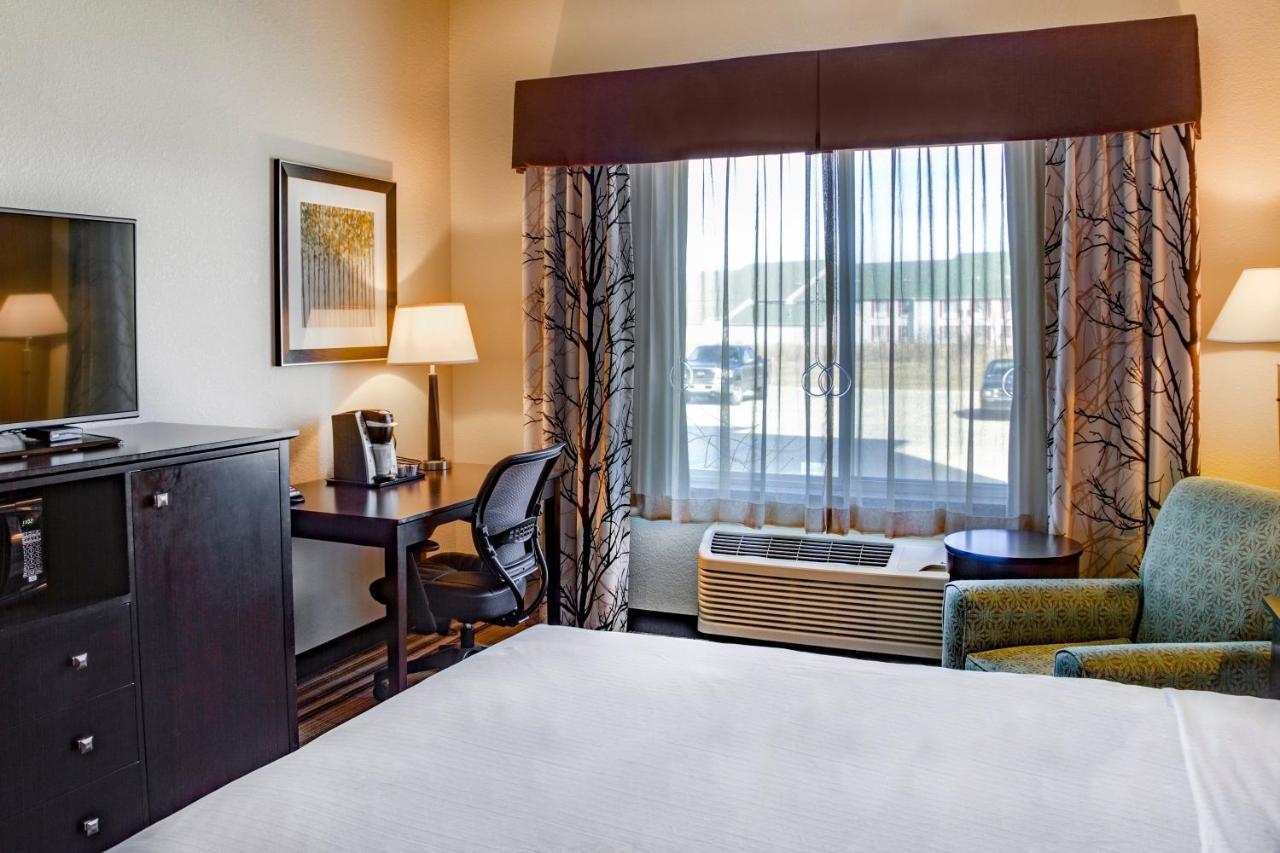 Holiday Inn Express & Suites Nevada By Ihg מראה חיצוני תמונה