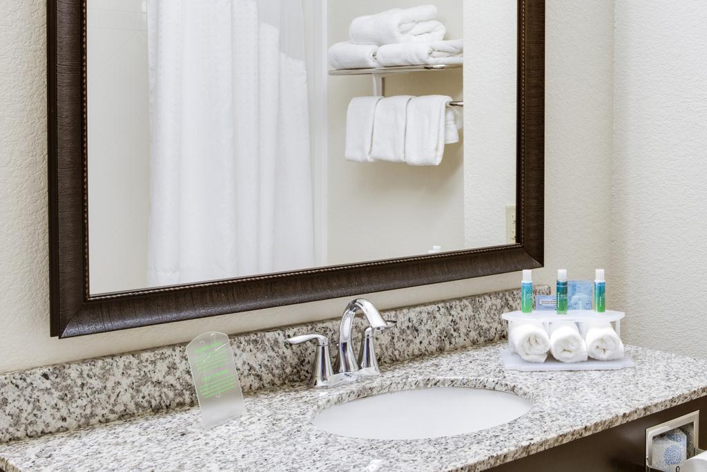 Holiday Inn Express & Suites Nevada By Ihg מראה חיצוני תמונה