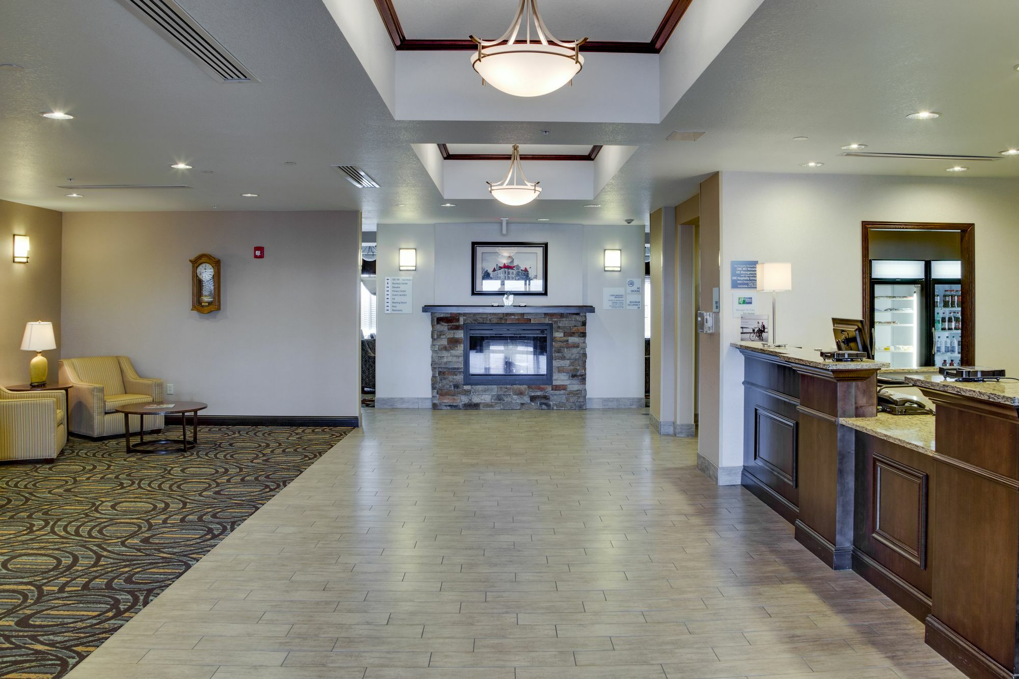 Holiday Inn Express & Suites Nevada By Ihg מראה חיצוני תמונה
